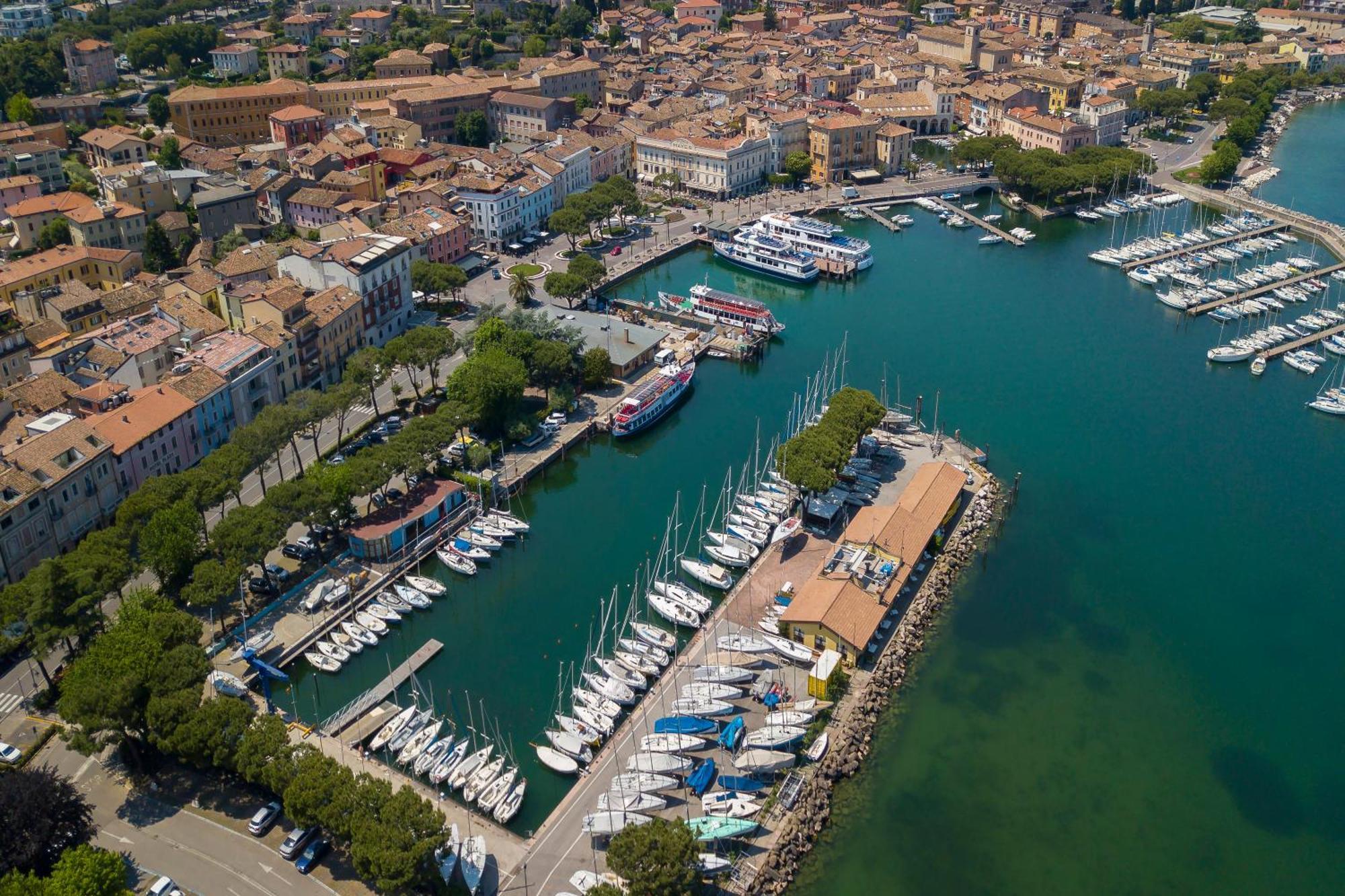 Casa Michelangelo - Happy Rentals Desenzano del Garda Exteriér fotografie